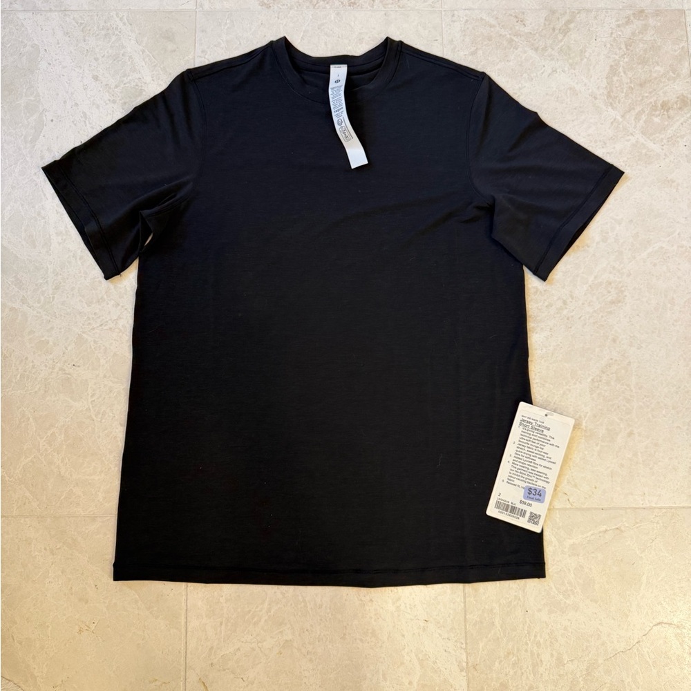 NWT Black Lululemon T-Shirt size 2
